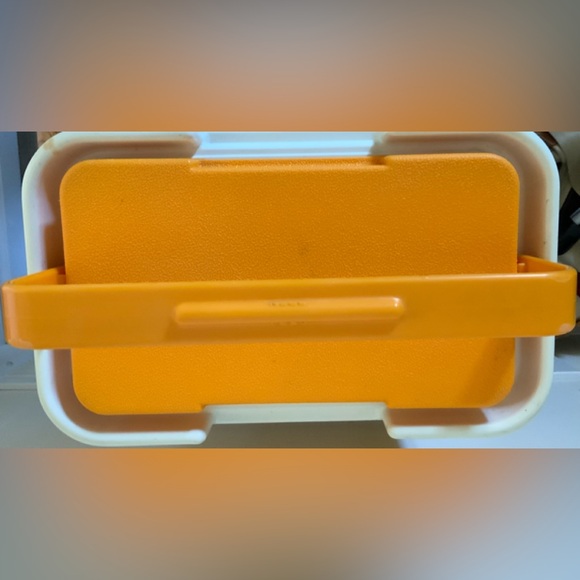 Vintage Bright Yellow 6.5 Qt Thermos L'il Lil SunPacker Beach Pool Cooler 7710 - Picture 2 of 8